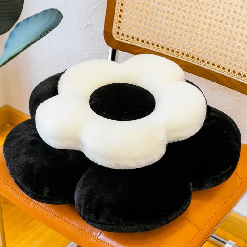 Kawaii Cute Flower-shaped Seat Cushion